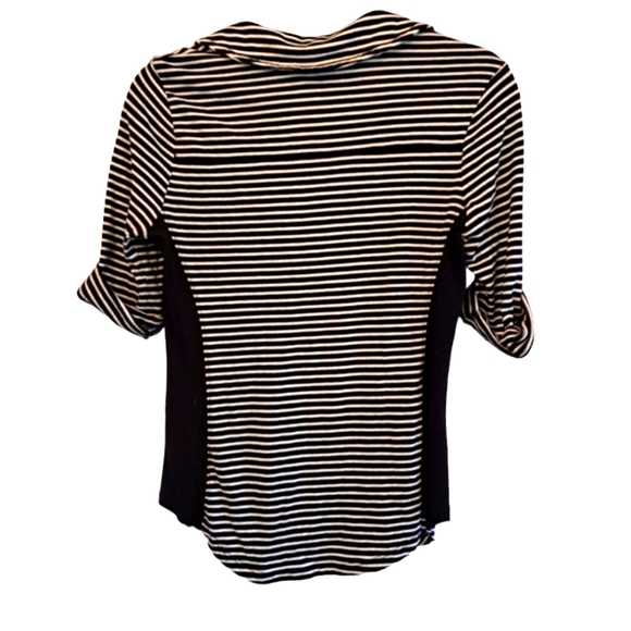 Guess Black White Striped Button Down Zip Pocket Roll Tab Sleeves Size Medium - Picture 3 of 8